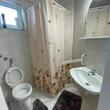 Karmen Apartmanhaz Heviz * Heviz