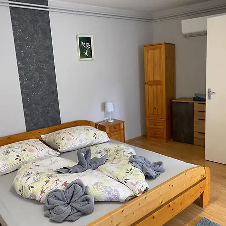 Apartment Karmen Apartmanhaz Heviz