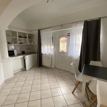Apartment Karmen Apartmanhaz Heviz *