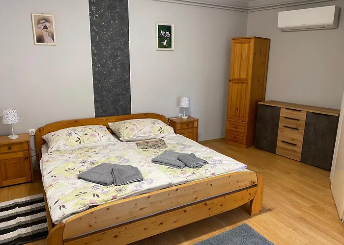 Karmen Apartmanhaz Lägenhet