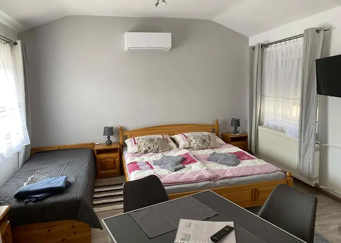 Karmen Apartmanhaz Heviz