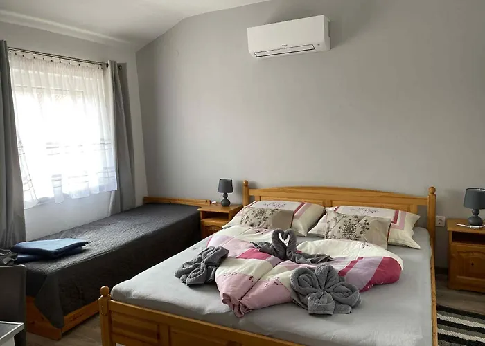 Karmen Apartmanhaz Heviz