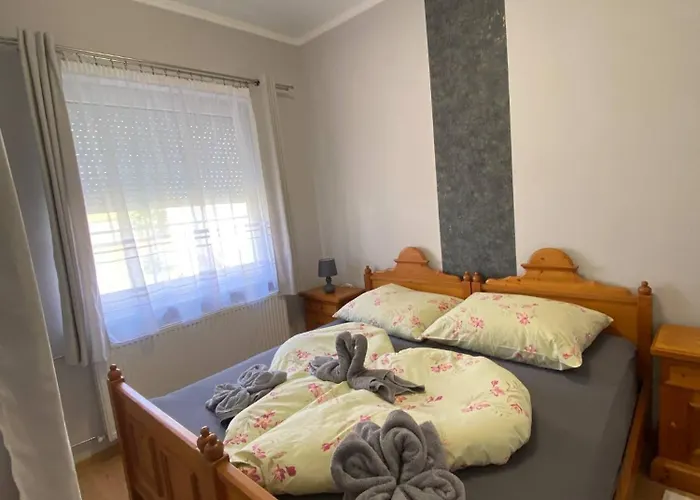 Karmen Apartmanhaz Heviz