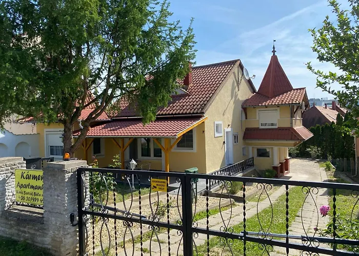 Lägenhet Karmen Apartmanhaz *
